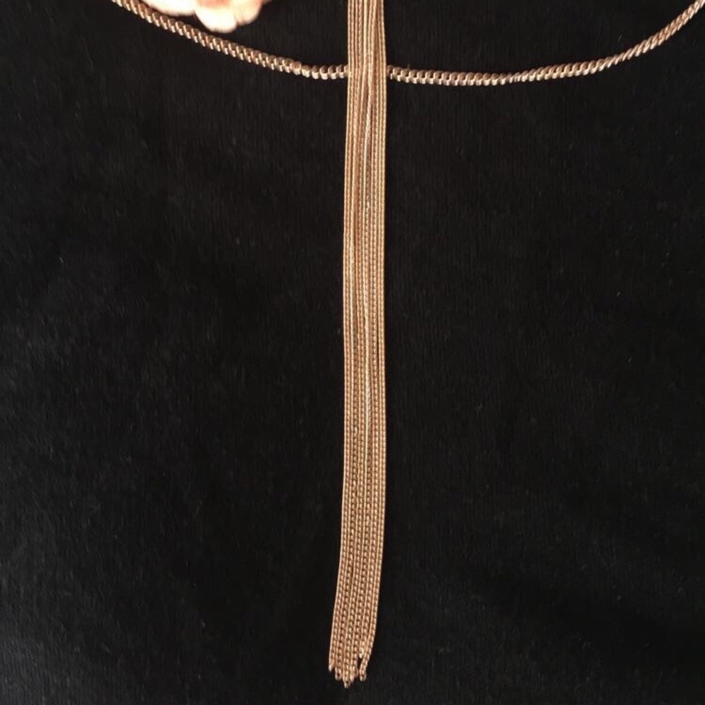 New! (NWOT) Layer Necklace Gold - Picture 3 of 3